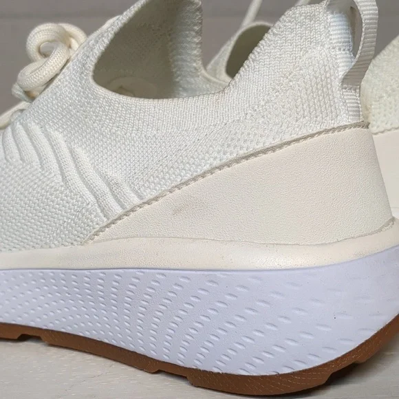 Women's RIVAL Pulse Athletic Sneaker Ivory/White Size 5.5 - Picture 13 of 13